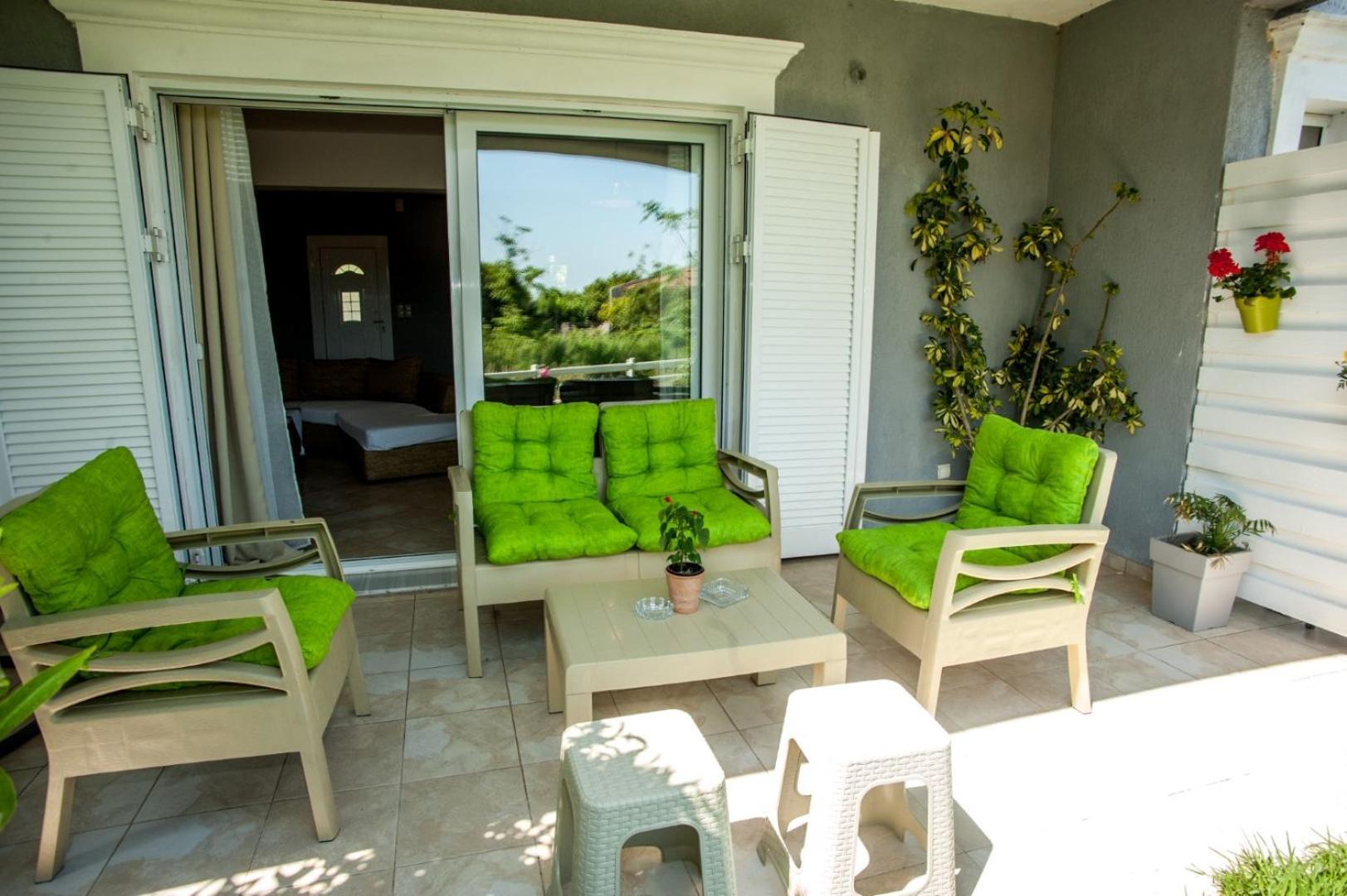 Gravanis Ir Home Pesádha Exterior foto
