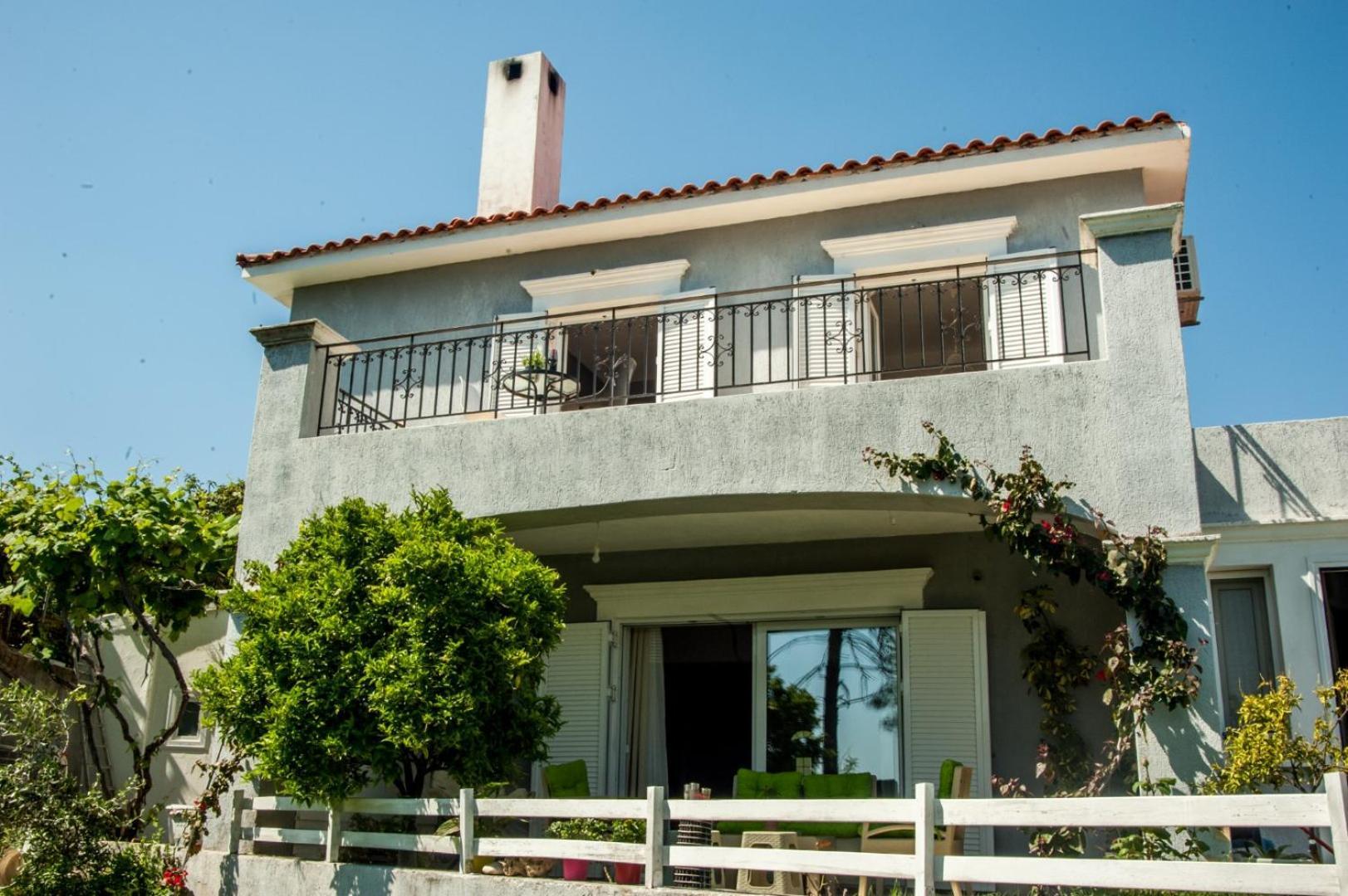 Gravanis Ir Home Pesádha Exterior foto